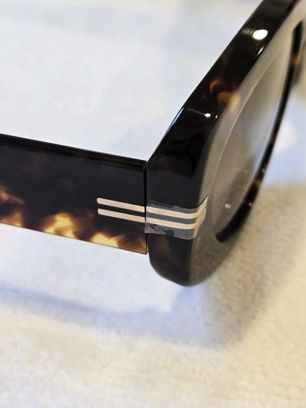 Marc Jacobs Authentic NWOT Tortoiseshell Sunglasses w/Dark Brown Gradient Lenses